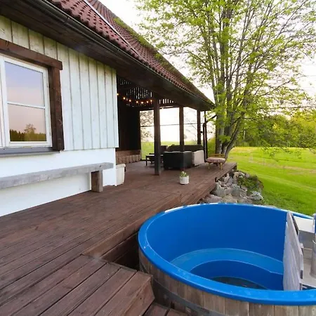 Paeikeseraja Talu Villa