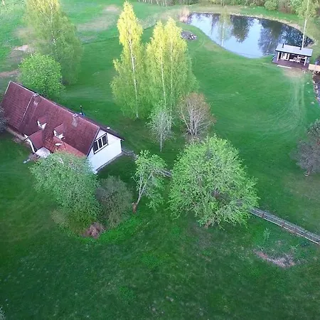 Villa Paeikeseraja Talu Kambja
